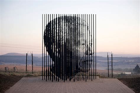  Nelson Mandela Museum: A Monument to Freedom and Hope